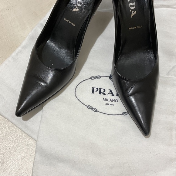 Prada Classic Black Women's Heels - Picture 5 of 5